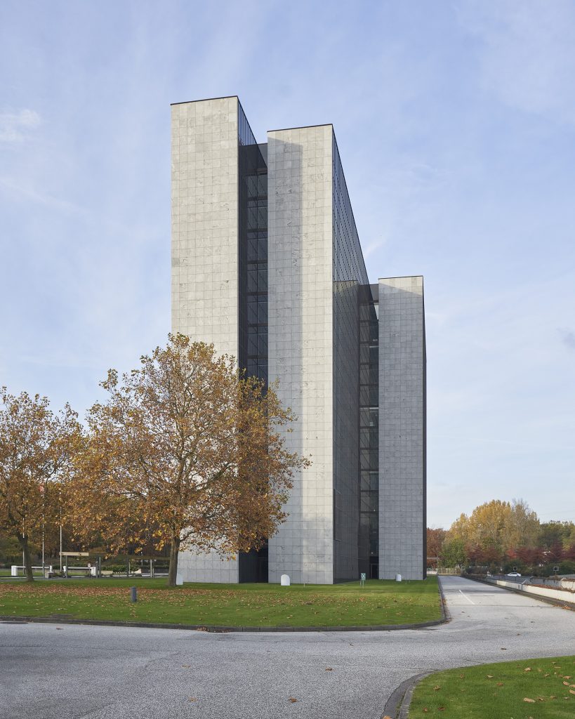 Hamburg, Vattenfall Verwaltungsgebaeude, Arne-Jacobsen-Haus, Architekt: Arne Jacobsen
