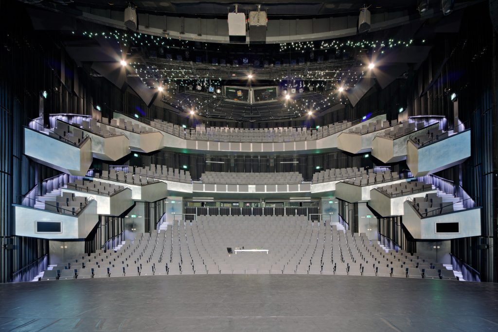 Gelsenkirchen, Musiktheater im Revier , Blick von der Bühne aus in den Saal